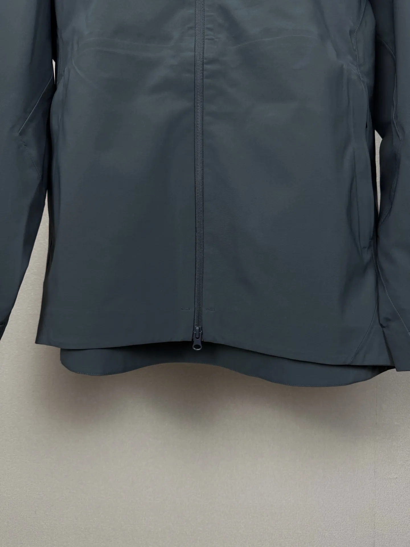 2026New Arrival Classic 🪡 logo Same Style Quality😘😘 ，Wear-Resistant、Breathable、 、 ， Versatile 👍 ：Gray、Green Size：M-4XL